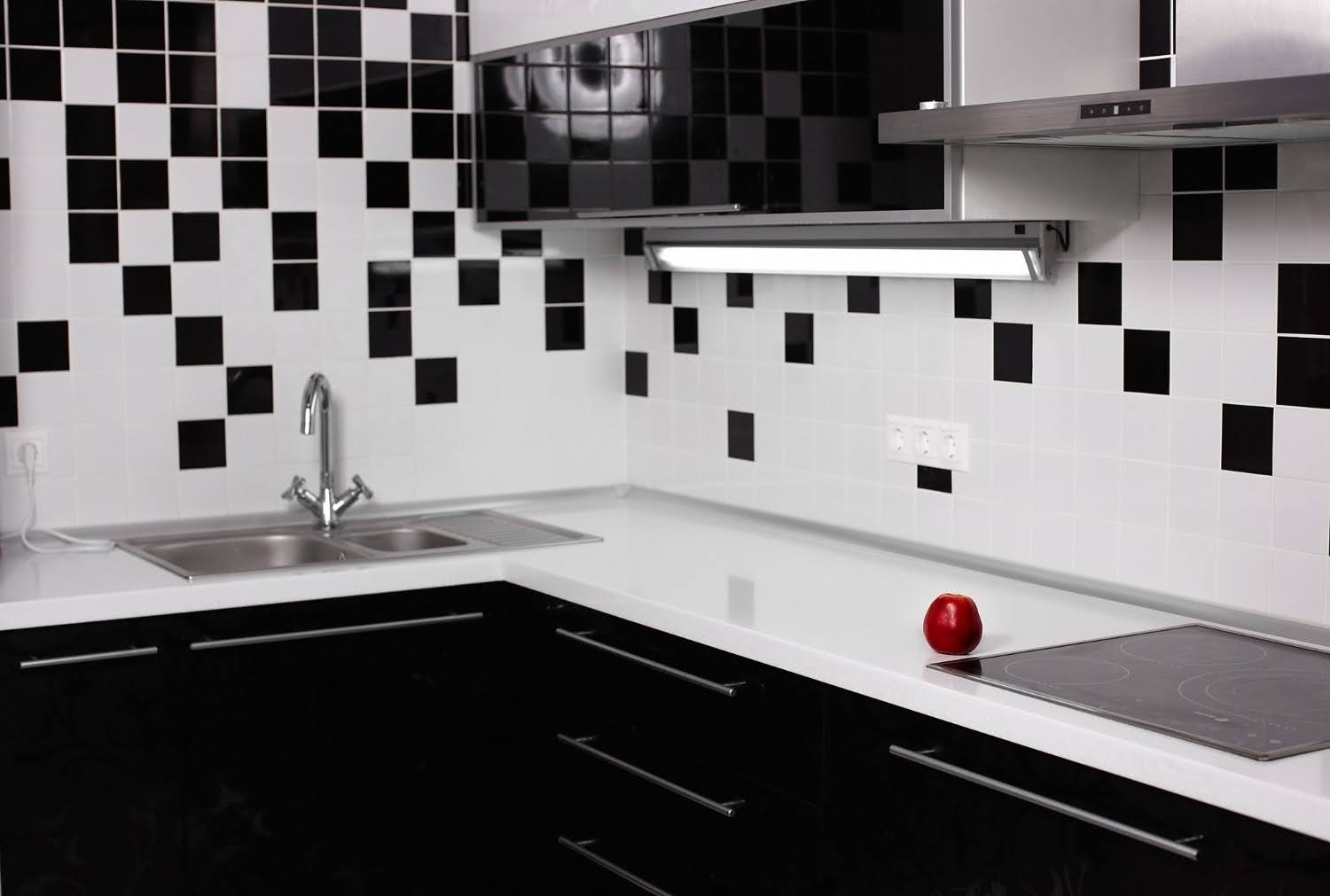 kitchen vinyl wrapping vs full remodelling dubai